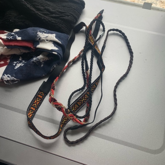 Head bands - Picture 4 of 4